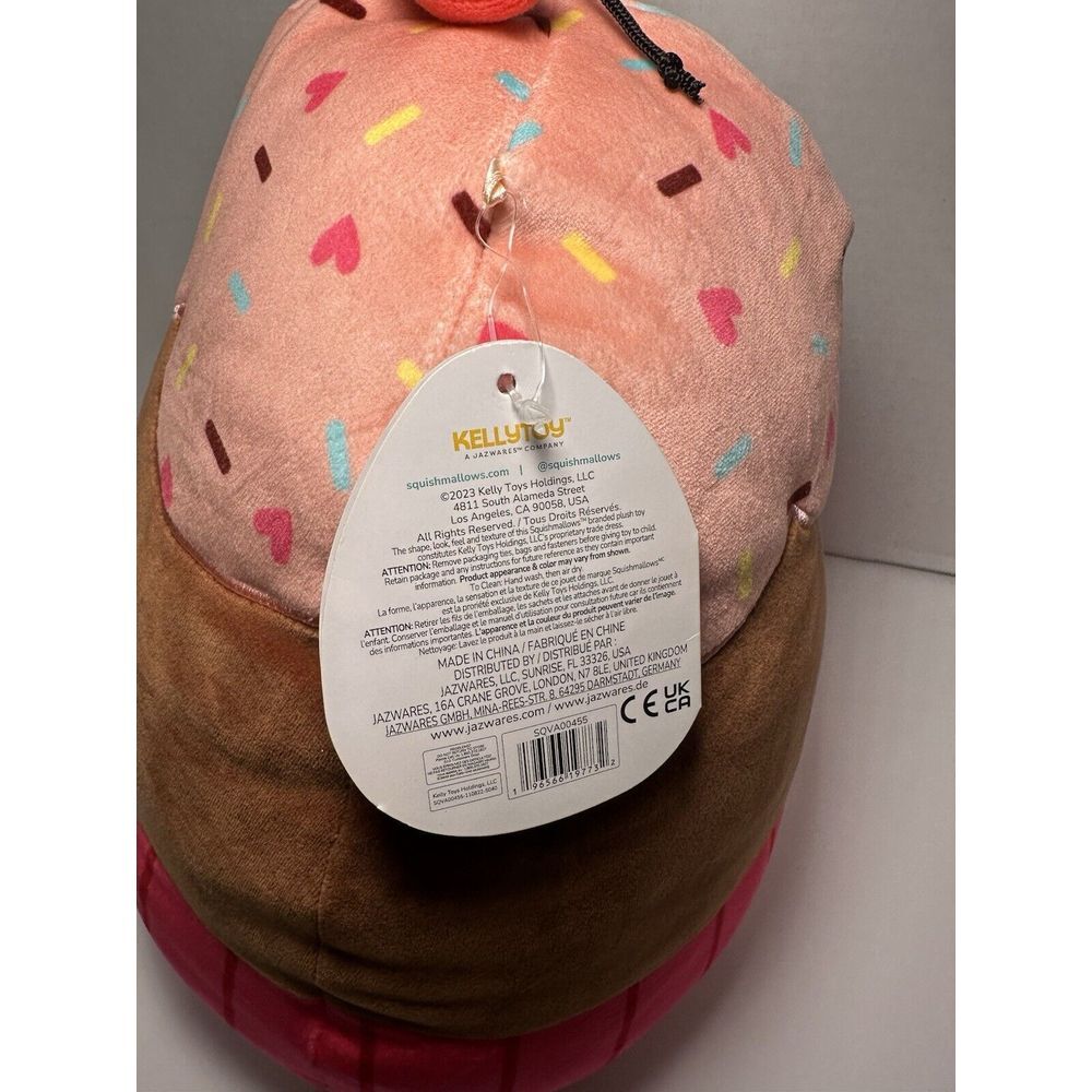 Squishmallow 12" Valentine's Ottie Cupcake PLUSH NEW‎ - Picture 5 of 12
